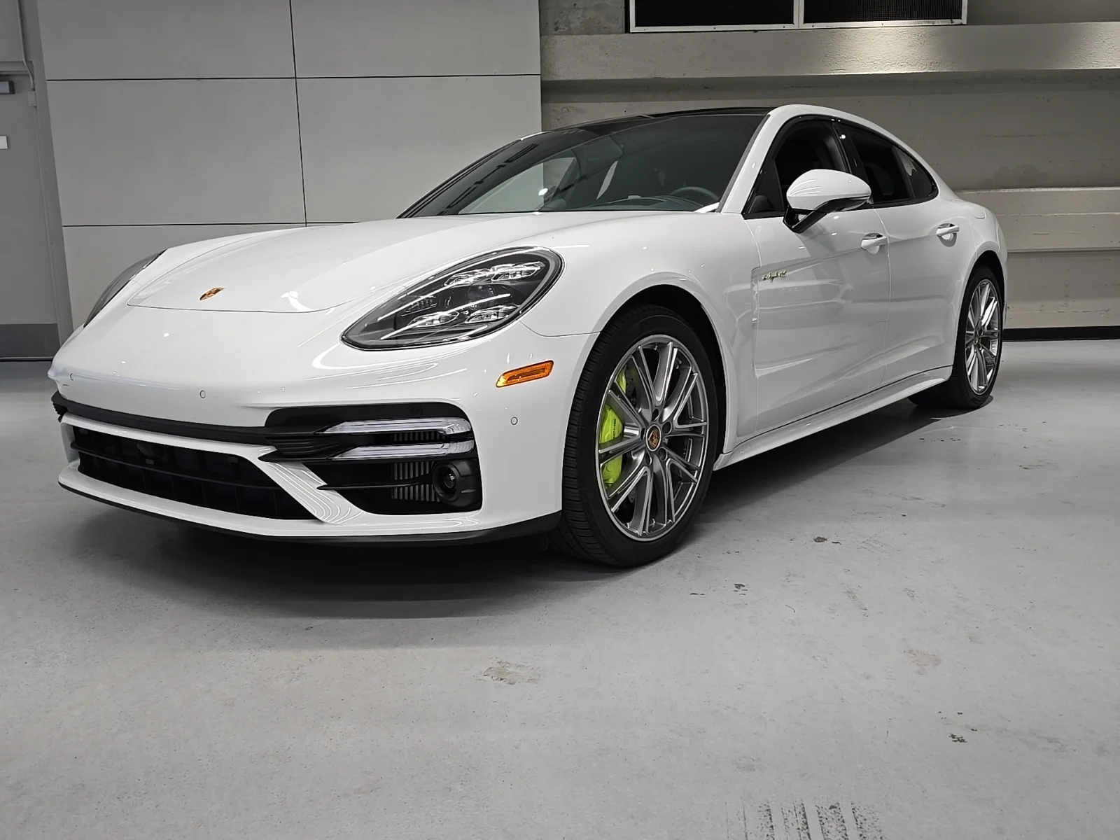 2023 Porsche Panamera